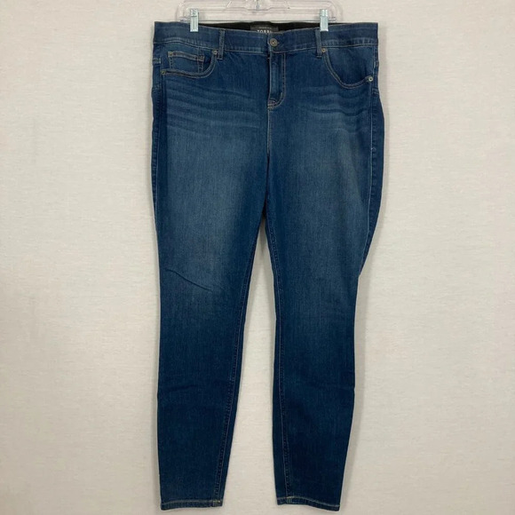 Torrid Medium Wash Stretch Comfy Bombshell Skinny Jeans size 20 - Picture 1 of 10